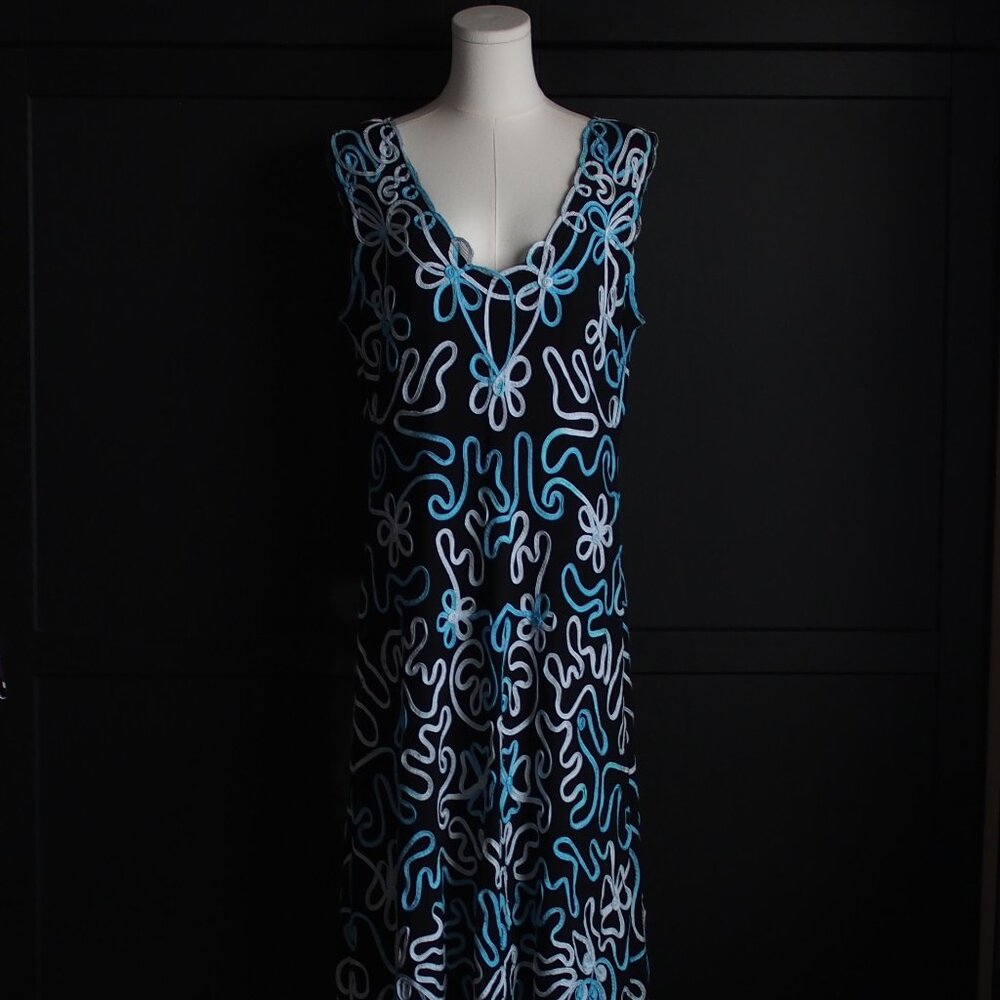 Cartise | Sleeveless, Ribbon Swirl, Long, A-line Dress